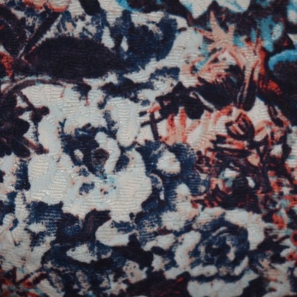 G:21 Jr. Large Floral Lacey Stretch Mini Sundress Summer - Picture 5 of 6